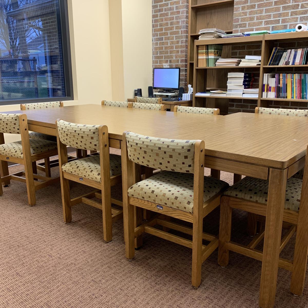 Study Room A tables and chairs